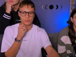kira-neko webcam model