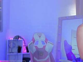  livingdolly chat room