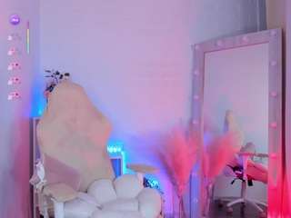 livingdolly Live Webcam on CamSoda