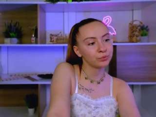 mila-glow webcam