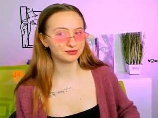  mila-glow chat room