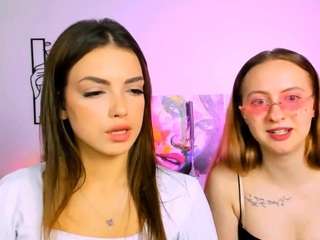mila-glow camsoda