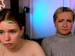 mila-glow Live Webcam on CamSoda