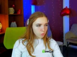 mila-glow from CamSoda