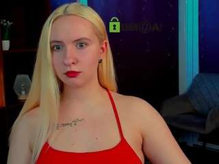 mila-glow's CamSoda show and profile