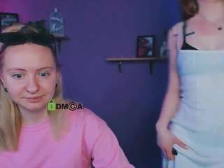 mila-glow Live Webcam on CamSoda