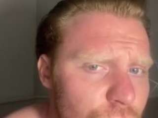 muscleyredhead