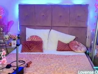 nicolebond Live Webcam on CamSoda