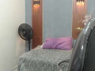 zoe-cortez webcam