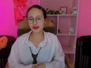 zoe-puff webcam model