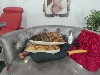 esmeralda-milf