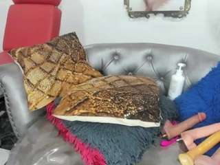 esmeralda-milf