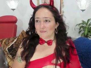 esmeralda-milf