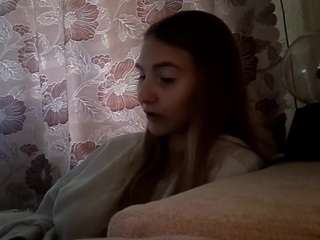 luciennebronaugh webcam