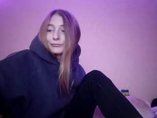 luciennebronaugh webcam model