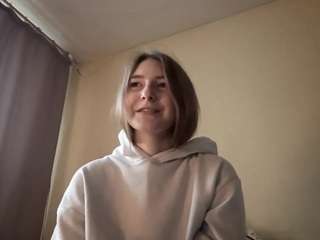 luciennebronaugh webcam