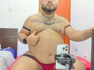 bearshairybigfet... Live Webcam on CamSoda