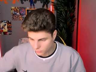 jackwolw from CamSoda is Freechat