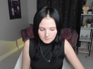  leilashynest chat room