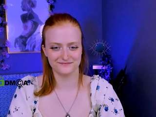 milana-red1 Live Webcam on CamSoda