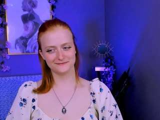 milana-red1 Live Webcam on CamSoda