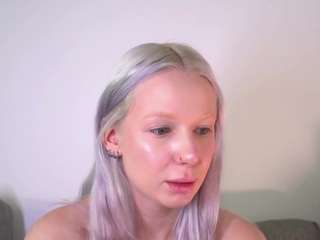 ranylovethompson's CamSoda show and profile