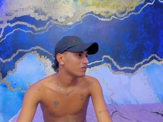 wildd-sexx Live Webcam on CamSoda
