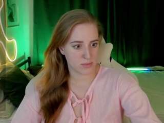 Live webcam model annagrees on Soda Cams