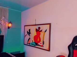 Acest model este live acum. chanell-sexyass