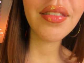 HeyTati live webcam show