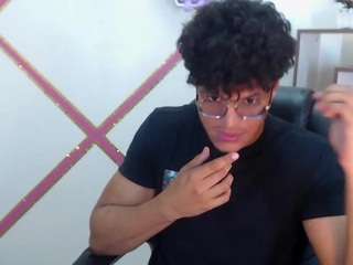 joemooree webcam model