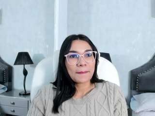 katemoos webcam model