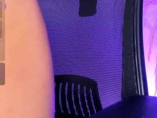 katemoos live cam profile