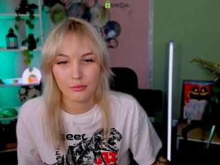 kitniss-dreamy live cam