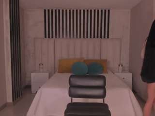 laurentconnor chat room