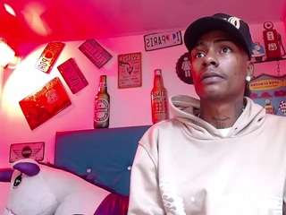 lili-and-breazer webcam