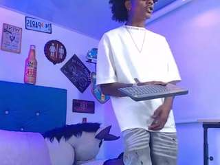 lili-and-breazer webcam