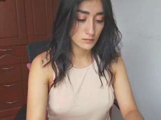 lucylove99 webcam