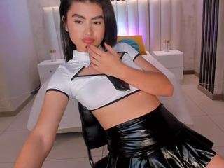 Discover lucyweiss from CamSoda