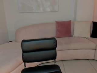 lucyweiss webcam model