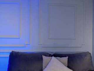 lucyweiss webcam
