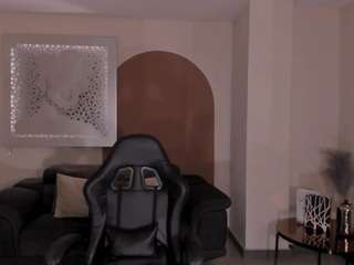 MayaMoretti live webcam show