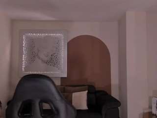 MayaMoretti live webcam show