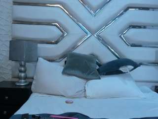 venusmillers Live Webcam on CamSoda