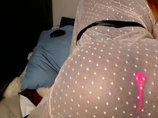 slendercharm001 Live Webcam on CamSoda