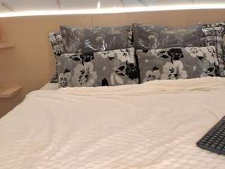 solavelar Sex Cam Show