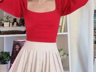 Sue-Holland live cam preview