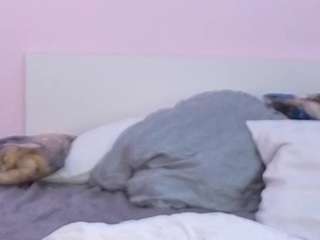Sue-Holland live cam preview