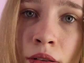 Sue-Holland live cam preview