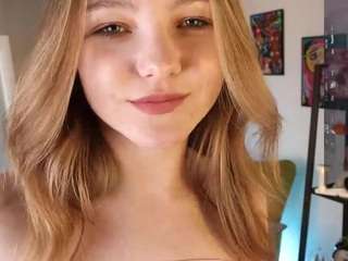 sue-sanders live cam profile